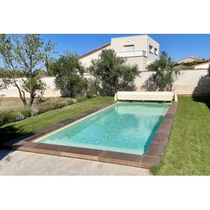 Piscine coque polyester Salou + escalier plage - Distripool