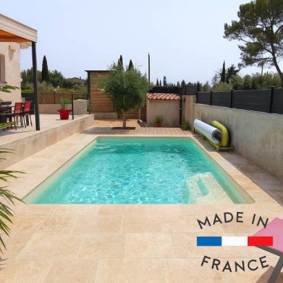 Piscine polyester LES ARCS : Avec escalier d'angle  - Distripool
