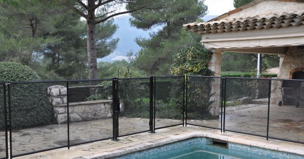 Barrière Piscine Beethoven Rigide en noir