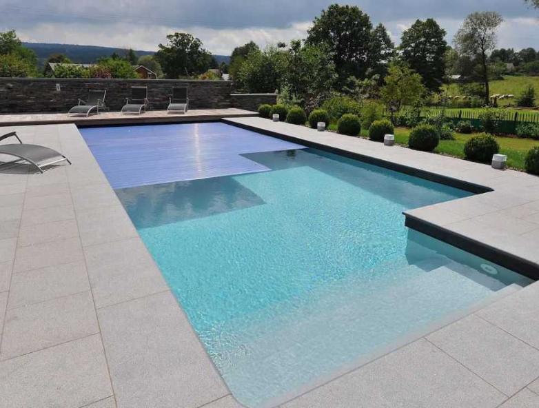 photo liner piscine gris clair