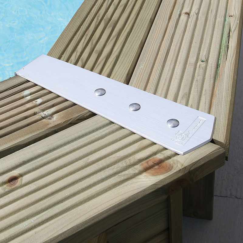 finition-de-margelles-aluminium-ubbink-pour-piscines-bois-3
